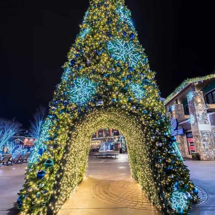 Giant artificial Christmas tree for commercial display Giant artificial Christmas tree for commercial display